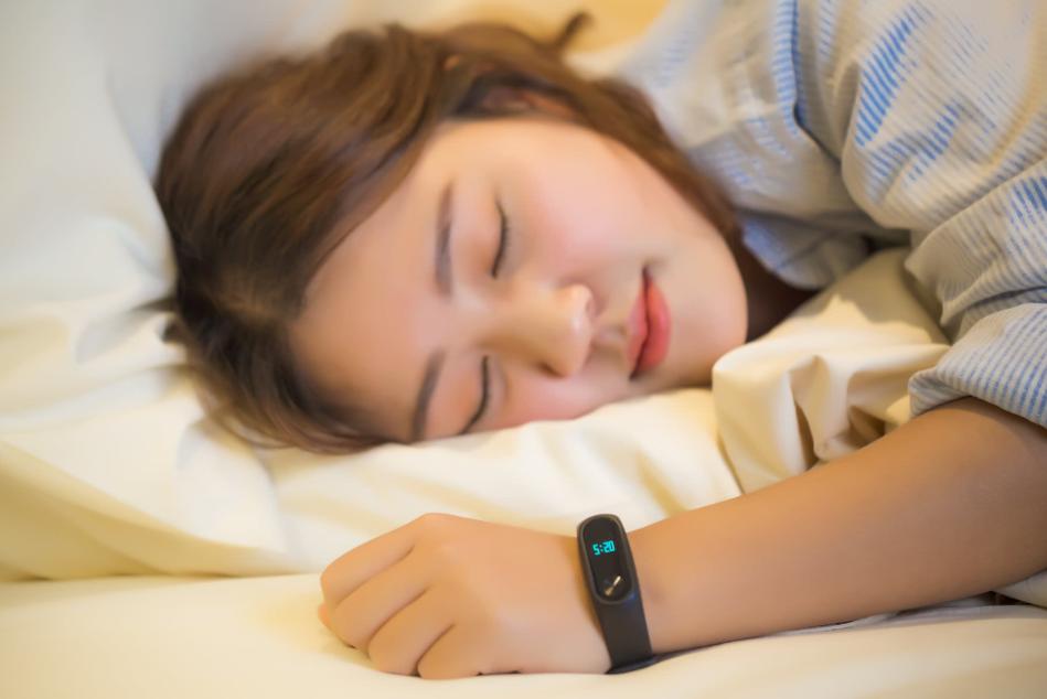 男性裸睡对早泄治疗有什么好处,男生裸睡的好处与坏处有哪些