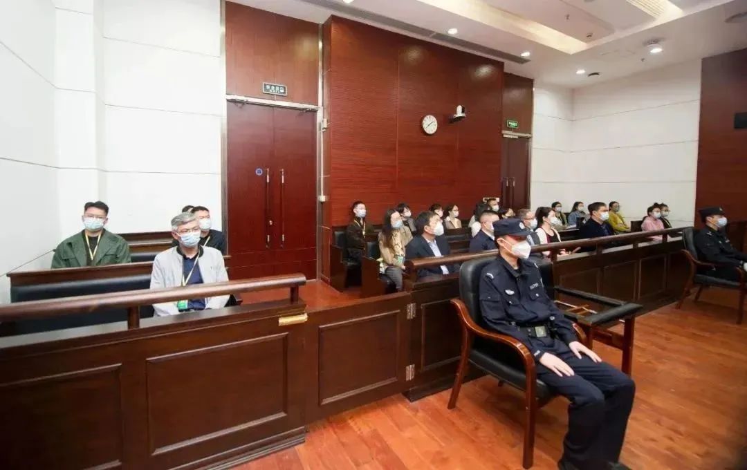 上海一门店制售假冒咖啡被查处,卖假冒膳魔师保温杯处罚