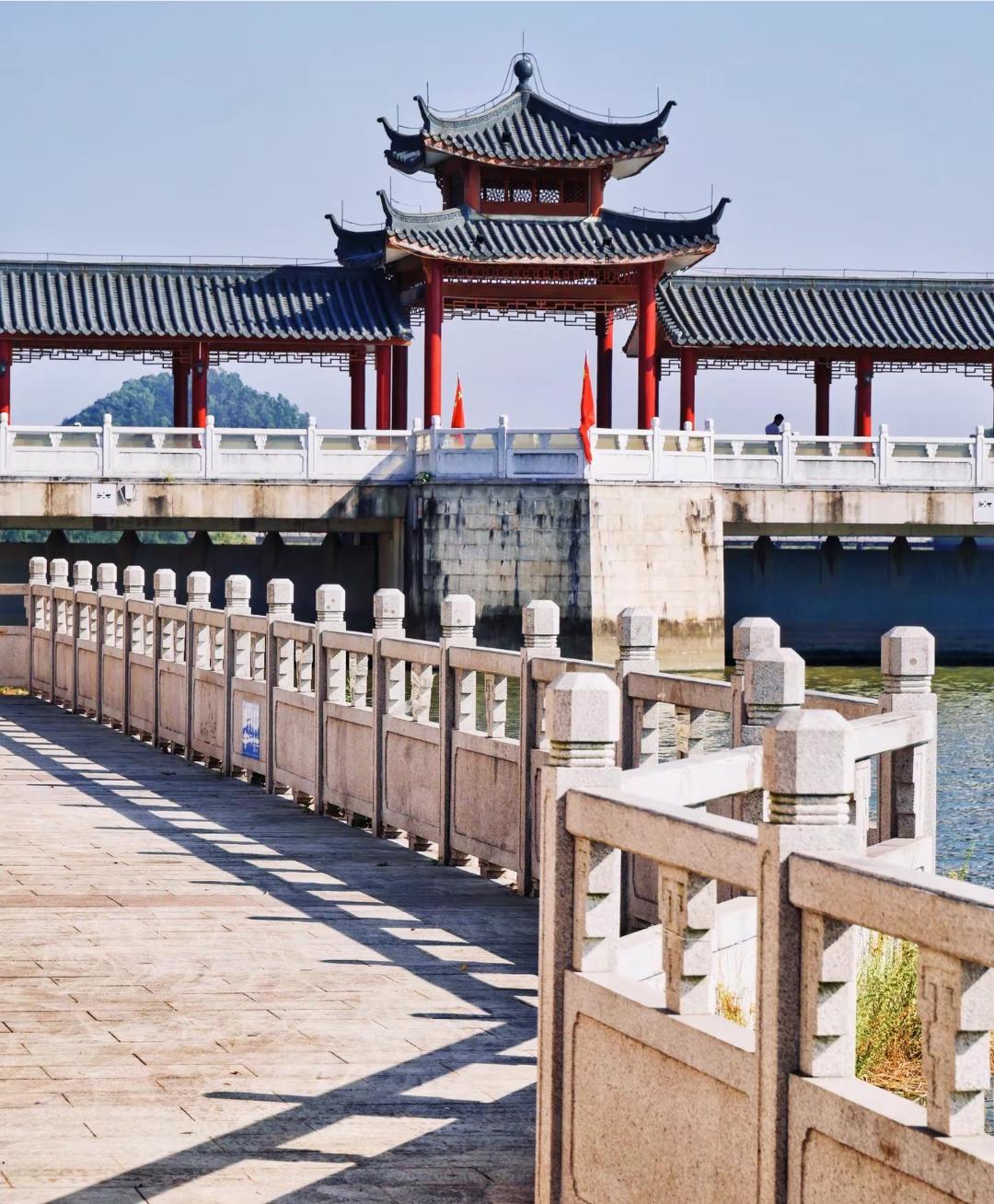 在广州一定要来一趟海心桥,在广州必须要花的钱