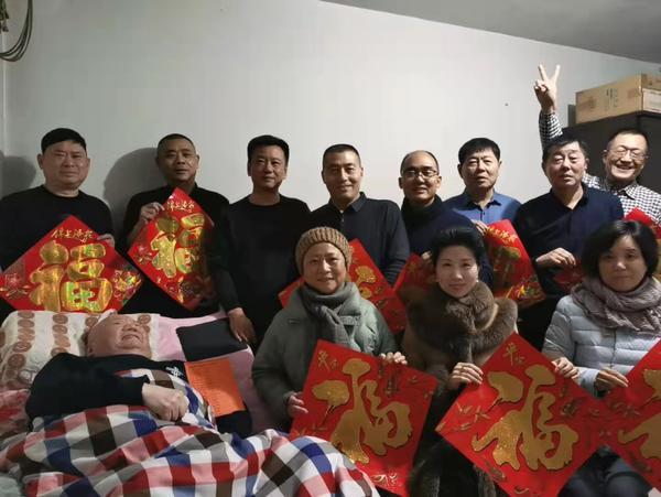 贾玉强的“雷锋”同学