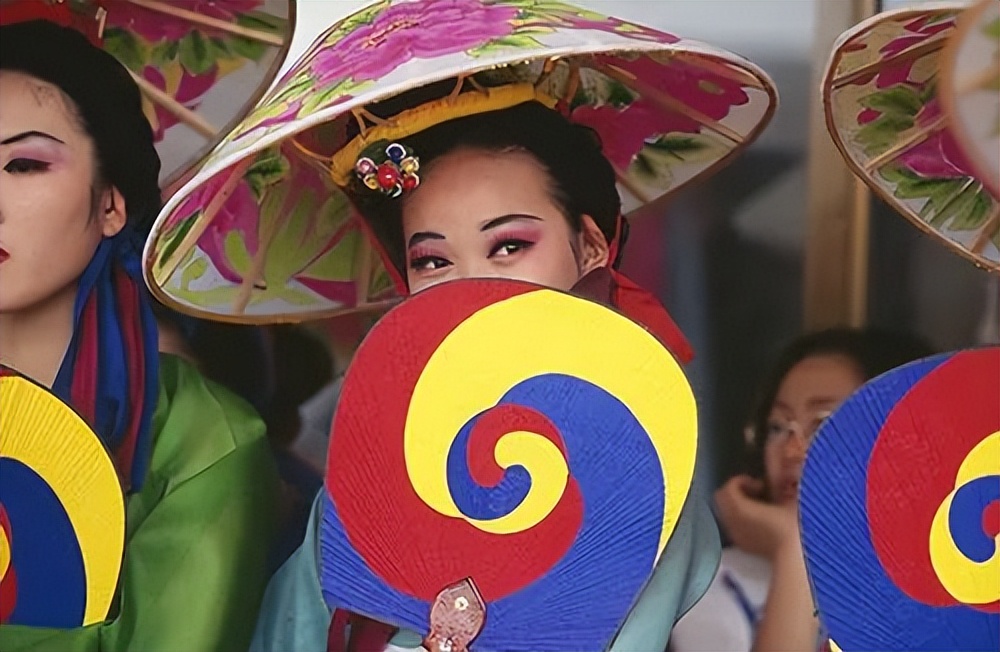 韩国打工小胖自媒体收入多少,韩国农场打工真实收入