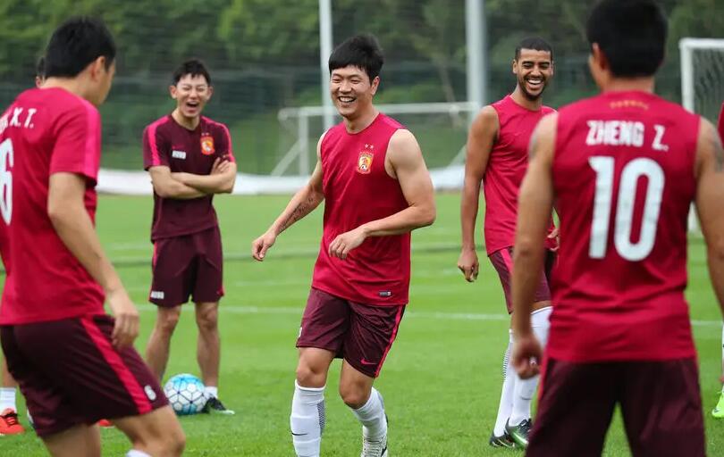 前恒大传奇球星,历届恒大球员的总收入