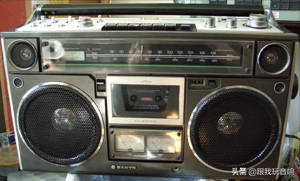 三洋sanyo4波段收音机，单卡带四喇叭收录机音响M9994