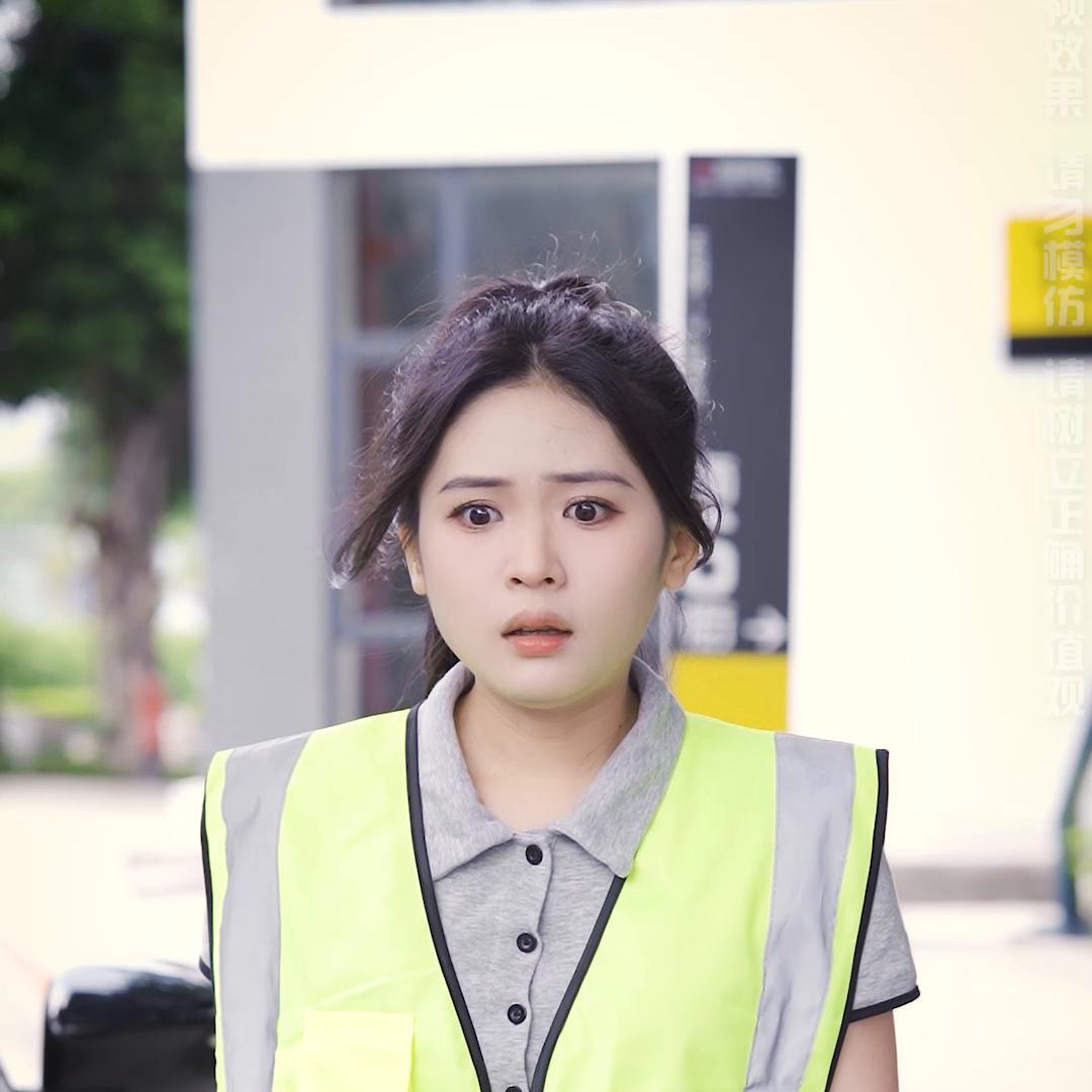 总是和姐姐喜欢上同个男生怎么办#情感