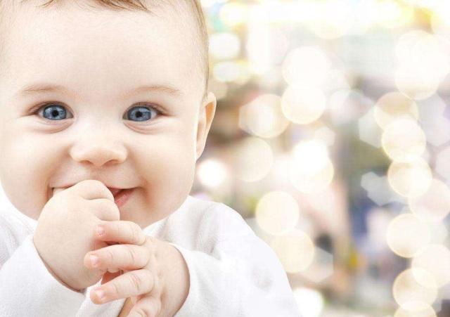 哪些表现说明宝宝大脑发育好,小孩大脑发育迟缓长大后能正常吗