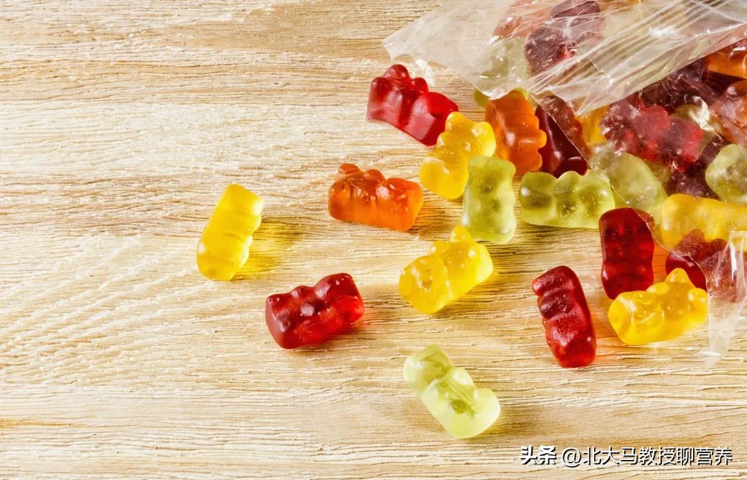 雅客软糖可以补维生素c么,维生素软糖可以补充维生素d吗