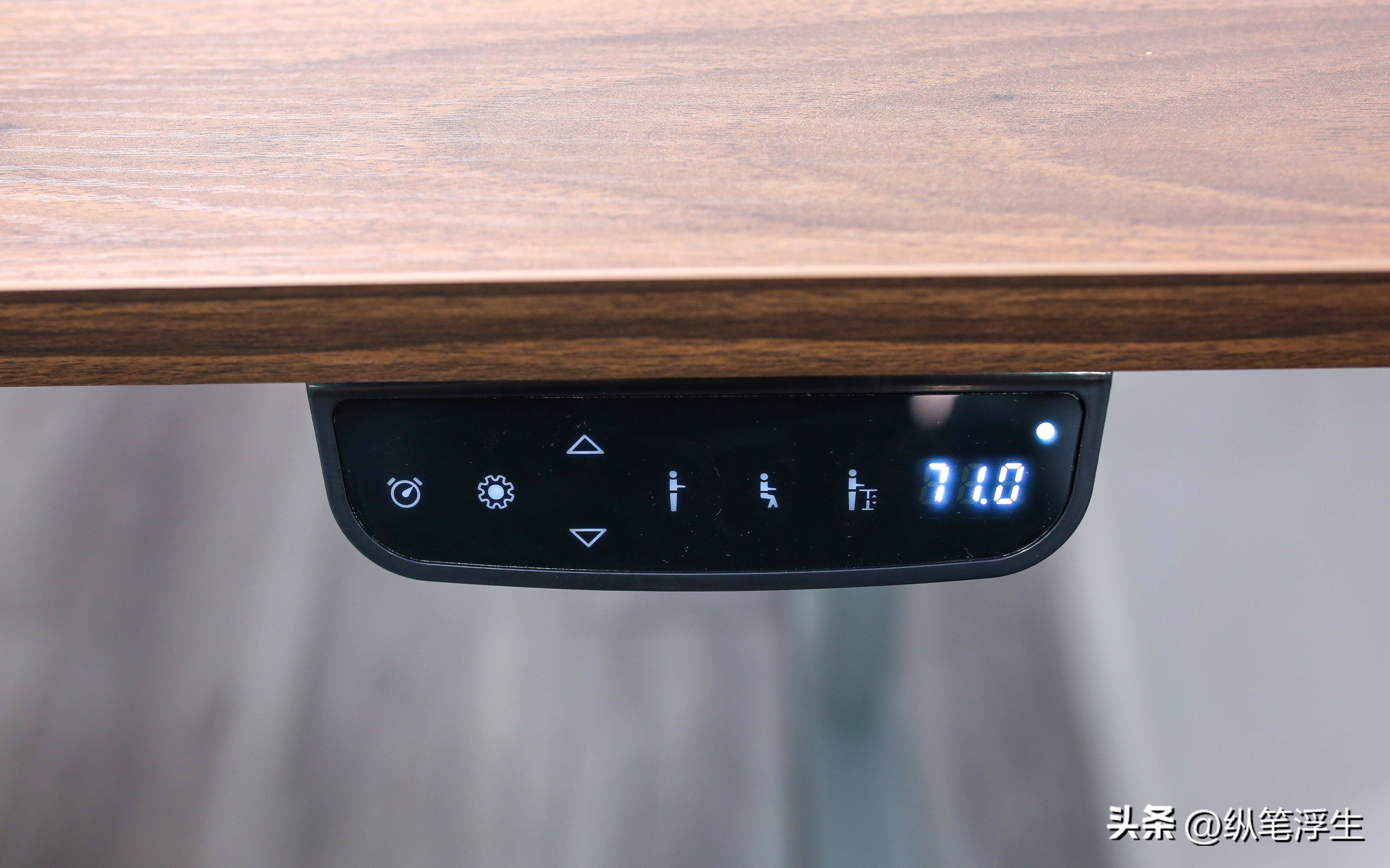 升降桌可站可坐可半蹲上班,升降桌可移动站立办公