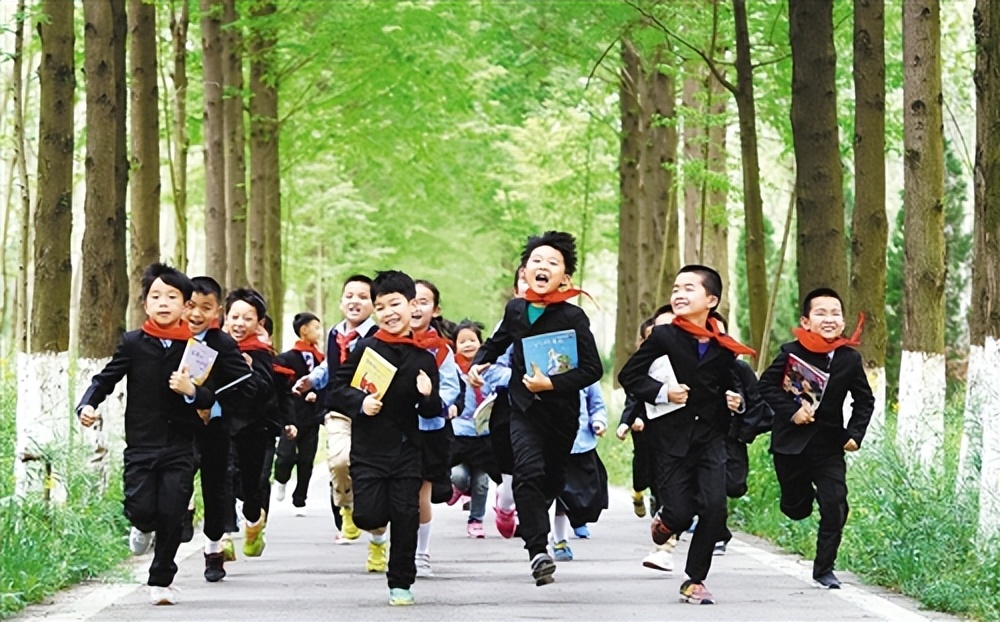 矮父母也能养出高宝宝全靠这5点,矮个子父母培养高个子孩子