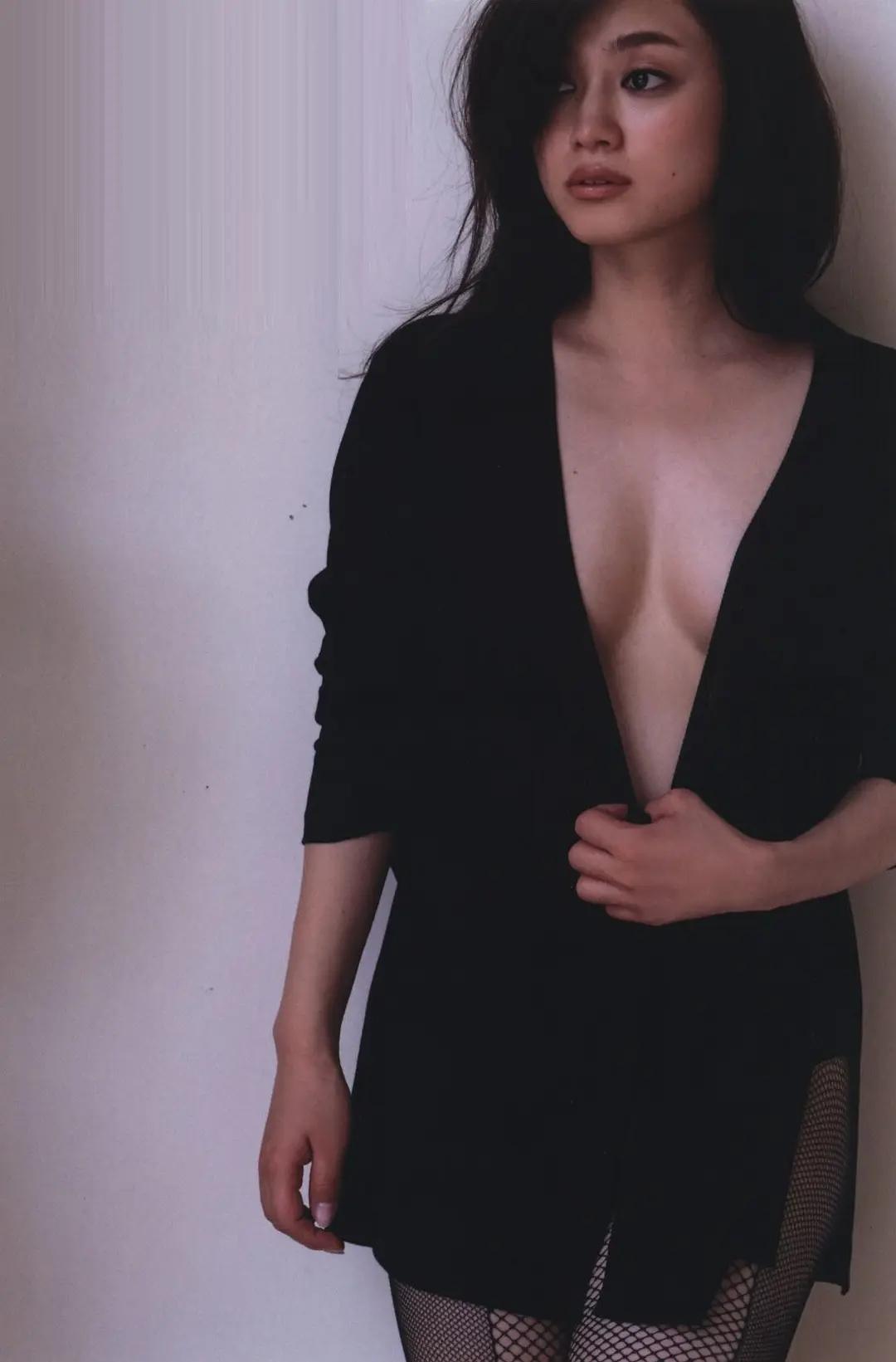 世界杯日本国足太太团曝光,世界杯日本美女太太团