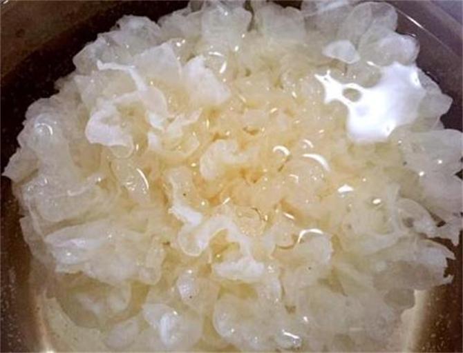 怎样把银耳煮得又稠又粘,怎样将银耳煮得软糯粘稠