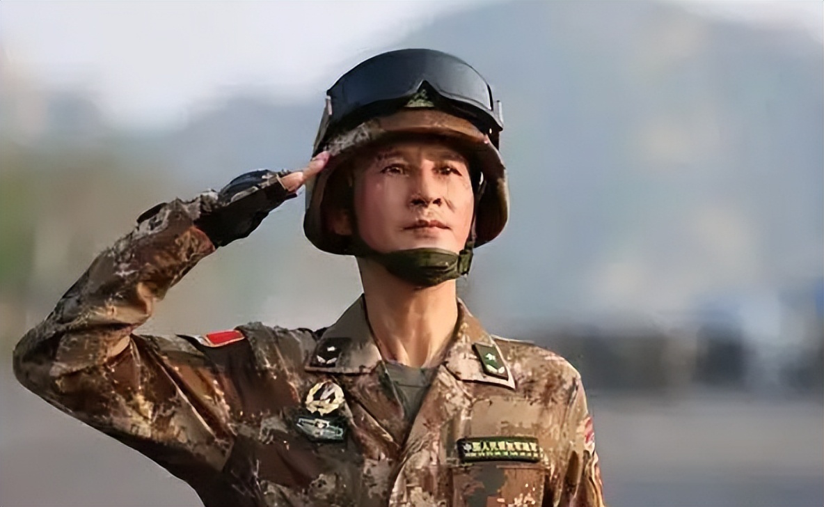 东部战区司令员易人！上将林向阳接棒