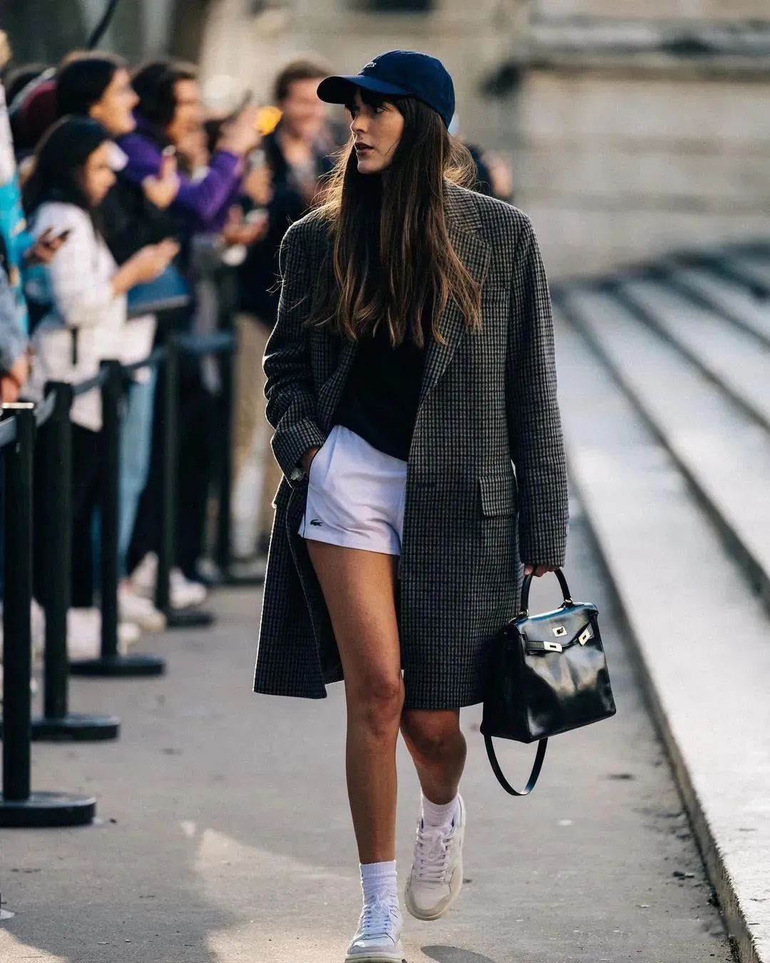 lv路易威登黑白格子包,miumiu复古公文包开箱