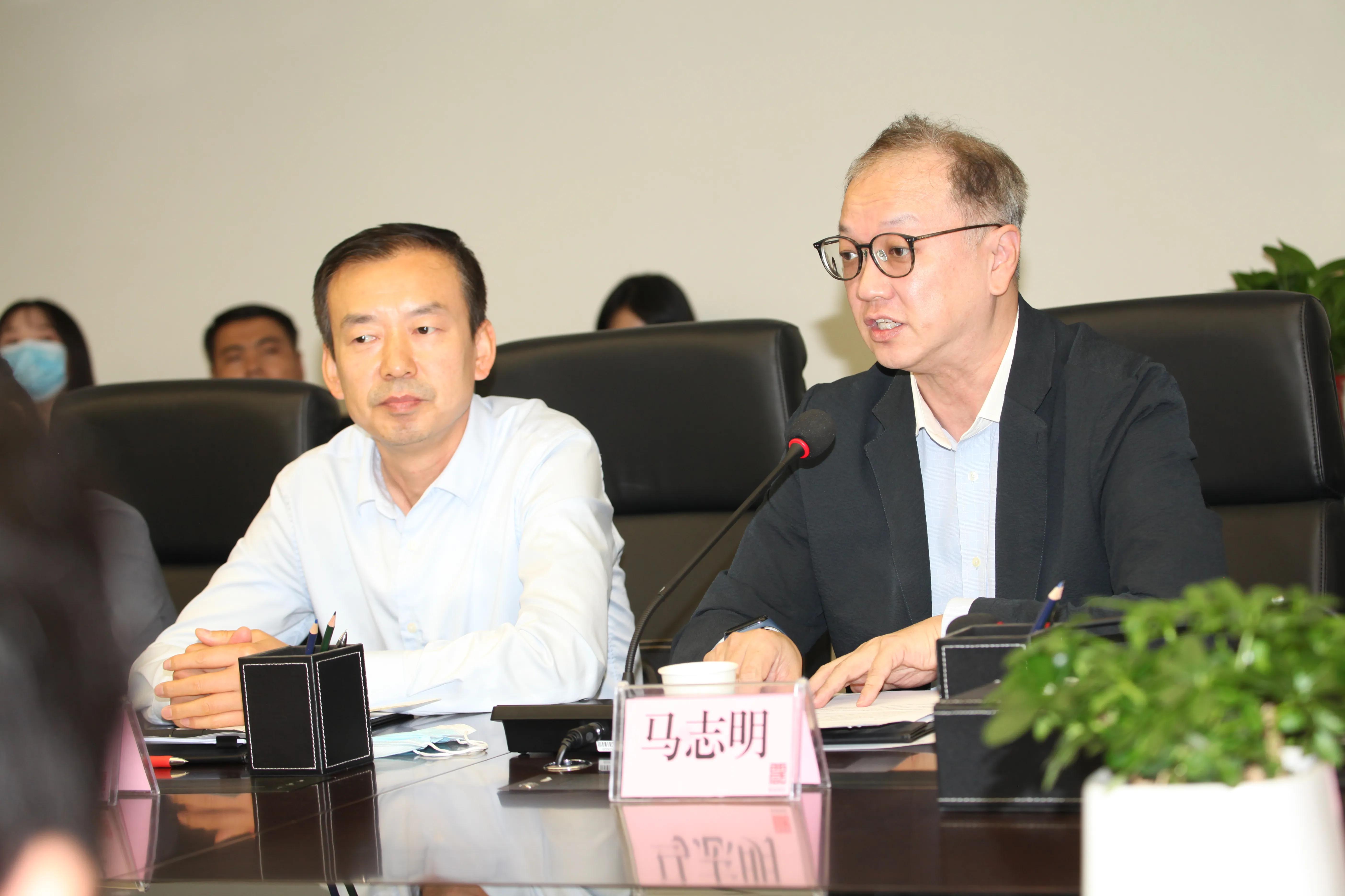 魅力陕西｜部分在陕港澳企业赴西咸新区参访“秦创原”平台总窗口冀望发挥各自优势，与秦创原平台建立合作