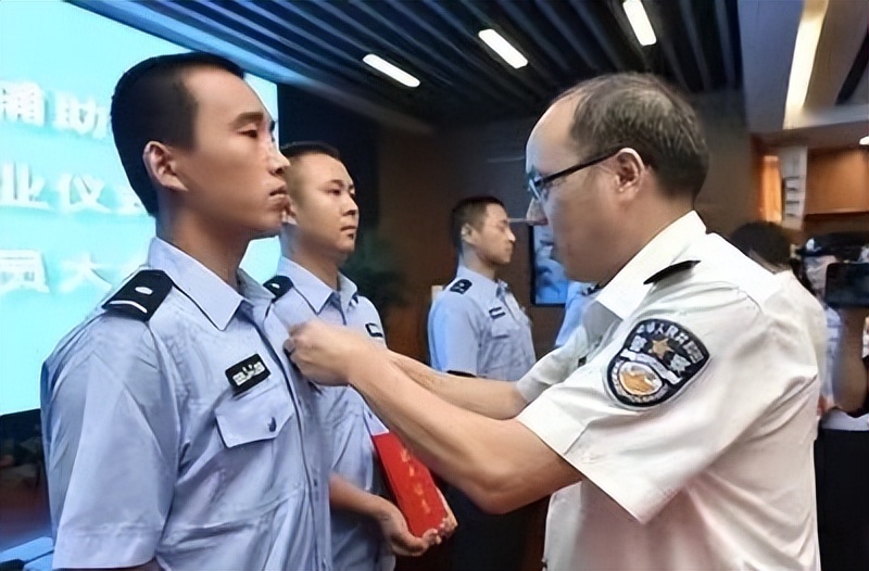 2022辅警要翻身了，达到条件有望入编，“转正”不再是遥不可及