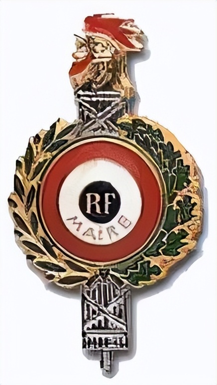 法国为什么把公鸡当作象征呢,法国与公鸡有什么关系