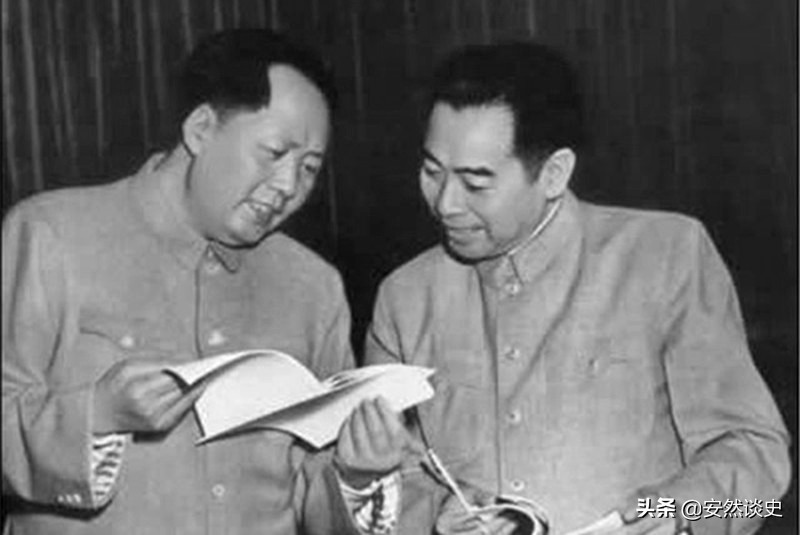 76年毛主席没参加周总理追悼会，*国锋华**含泪解释：老人家身不由己