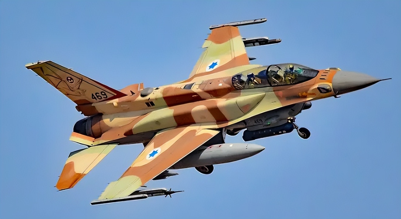 歼10首次对外曝光外形图,歼10最新真实消息