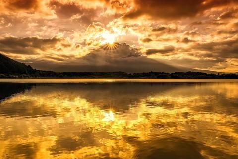 有关秋天的十首诗词,有关秋天的经典诗词