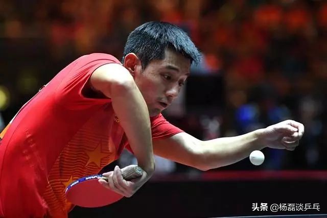 面对新技术,业余球友必须学专业步法吗