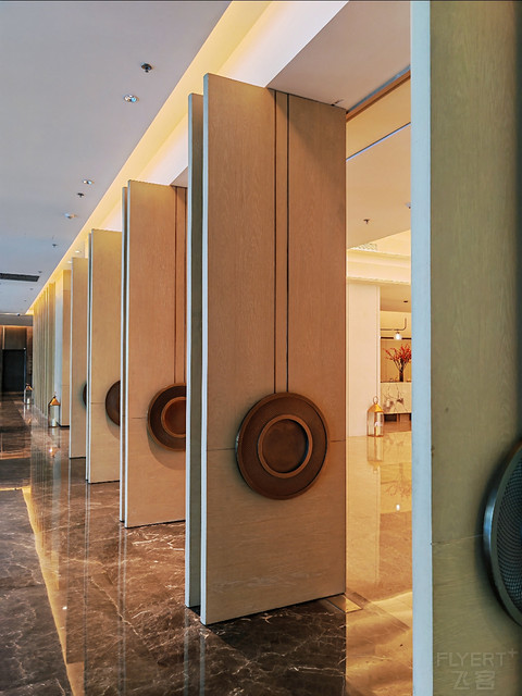 湖景套，单台盆，小浴缸，中式园林度假酒店—无锡蠡湖万豪