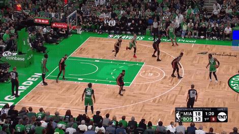 球场放大镜视频大全,黑八奇迹抢七背靠背