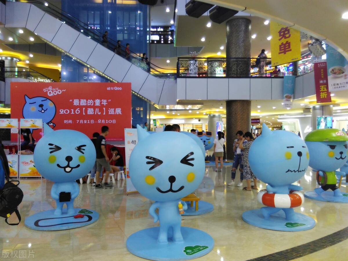 河南小伙年营业额30亿,地摊卖公仔利润