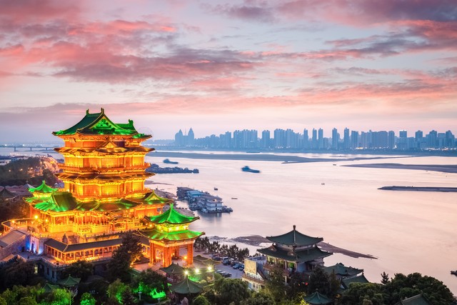 滕王李元婴如何评价滕王阁序,滕王李元婴没参加滕王阁集会吗