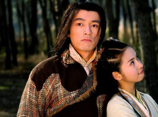 83版射雕英雄传周伯通经典片段,射雕英雄传83版经典武打片段