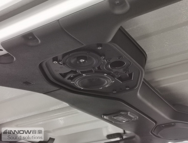 不羁的性格上海音豪JEEP角斗士汽车音响改装德国伊顿RSE160