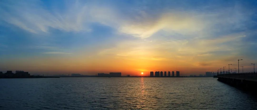 如何拍出美丽日出图片,日出怎么拍出高级感视频