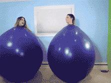 女孩子看起来外表美丽，其实裤袜已经掉到大腿根了！哈哈哈