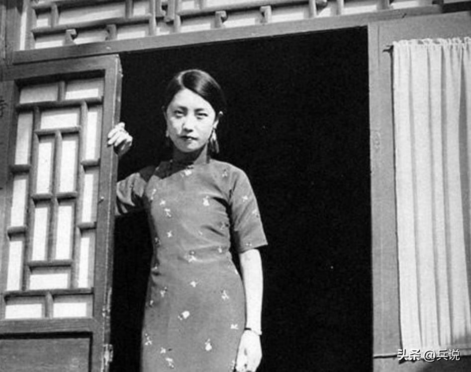 八路军科长被俘，假意娶汉奸之女，晚上试探出了姑娘的隐情