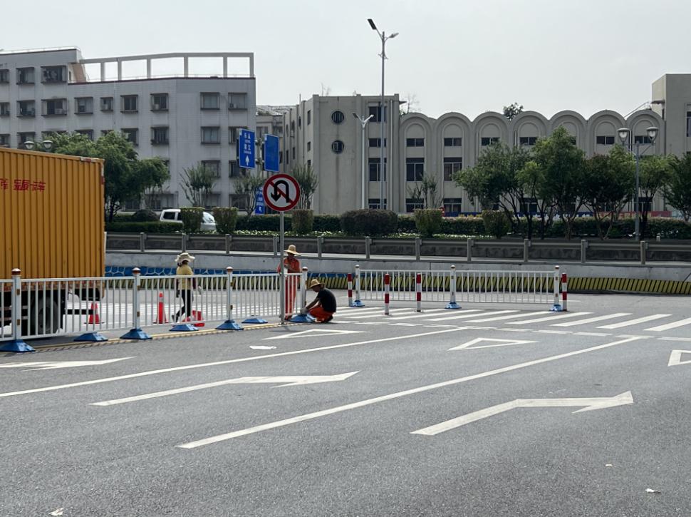 潮汐车道导向机器人,潮汐车道机器人