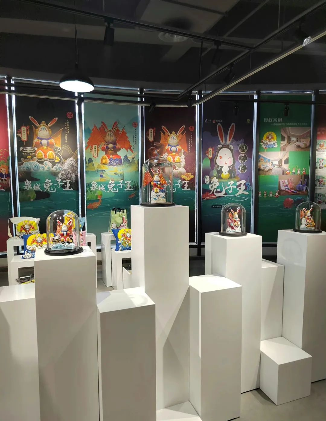 初冬旅游打卡地标,旅游必去的小众城市