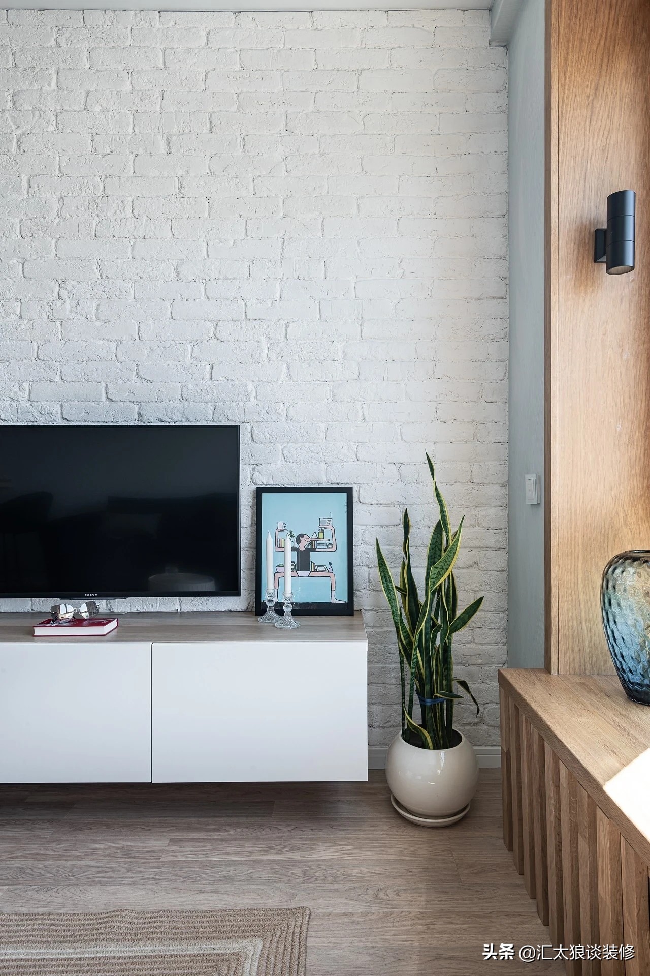 来看看老外怎么改造出租房！完工后效果太好了，时尚简约又有个性