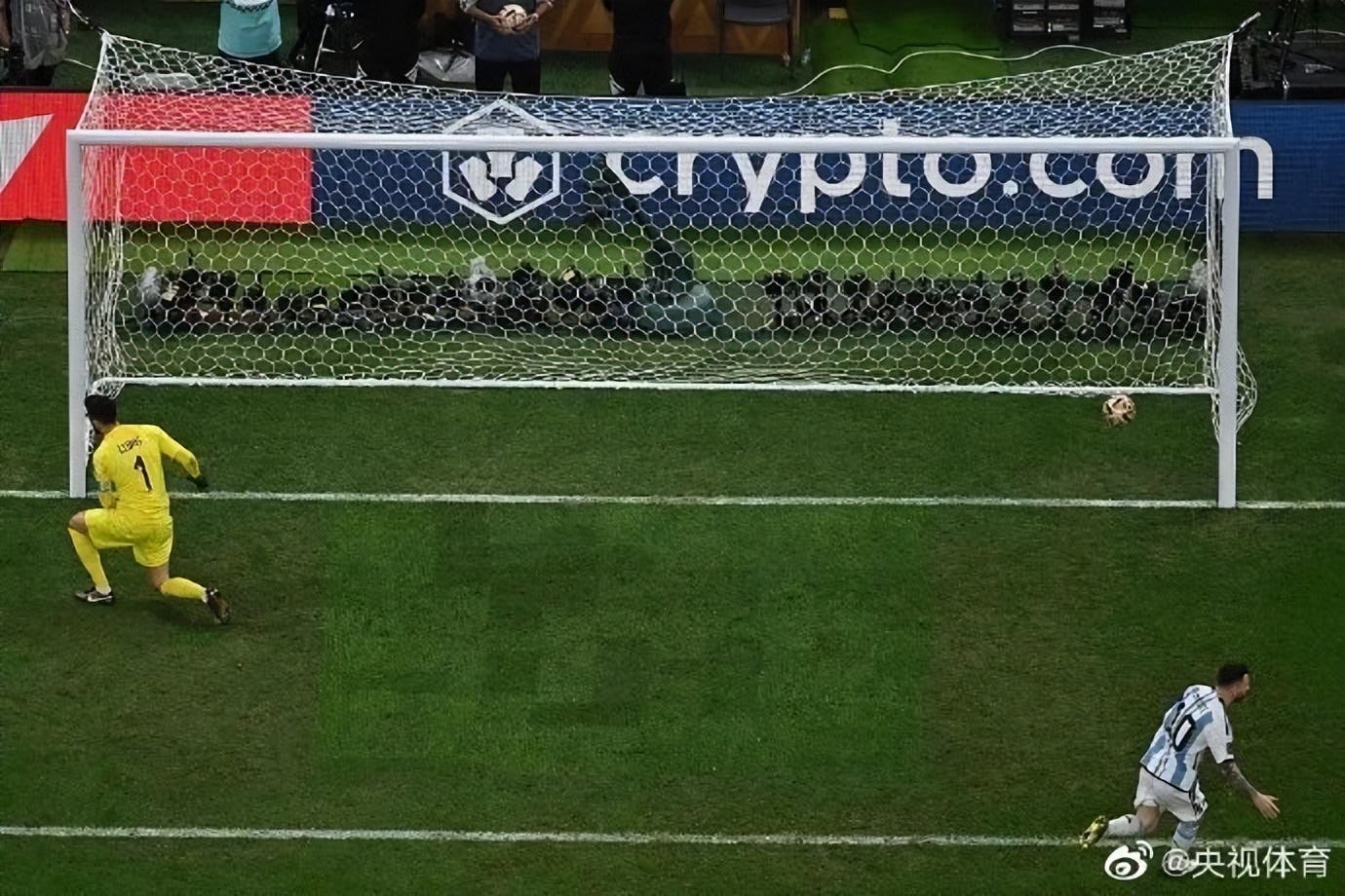 梅西回应你会接受么,梅西婚姻问题