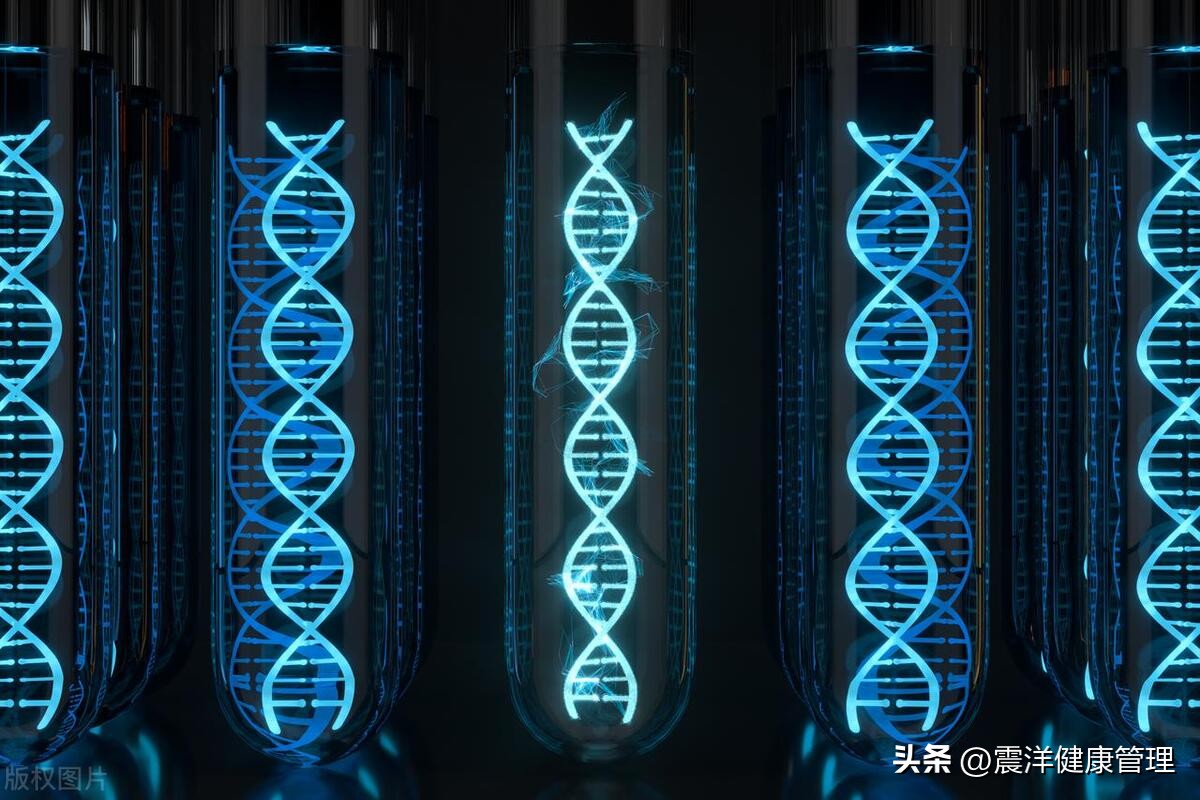 我19岁怀孕12周，50岁男友不承认孩子是他的，怀疑我清白，怎么办