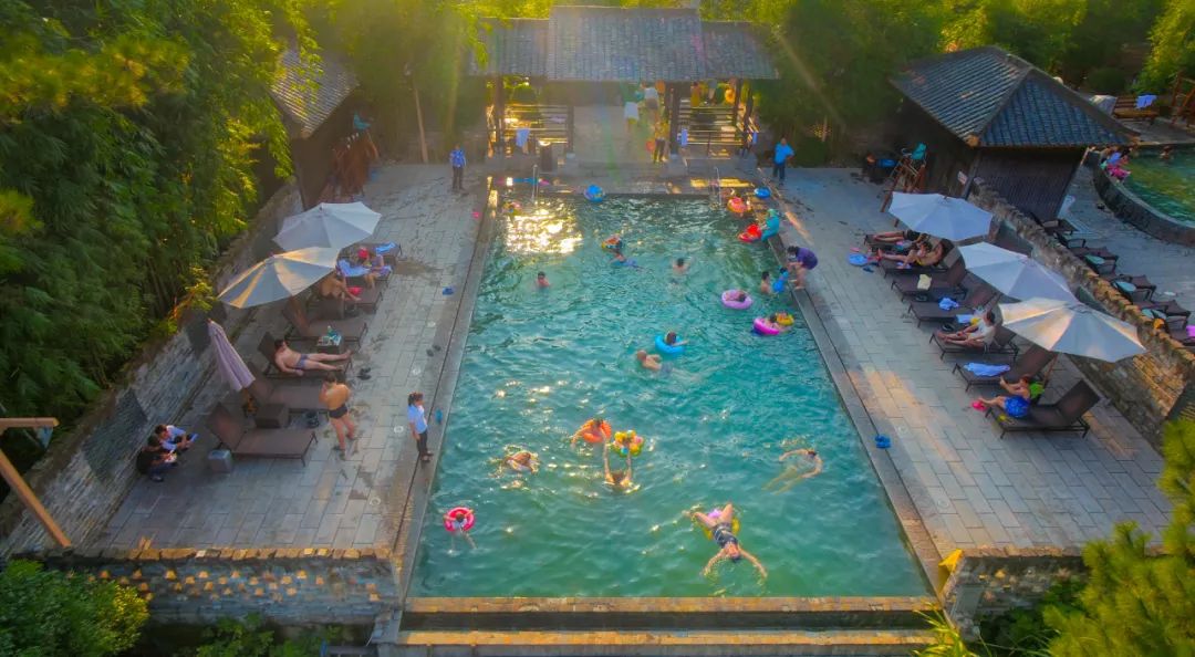 到咸宁看国宝过大年,离家45年的国宝回湖北咸宁过年