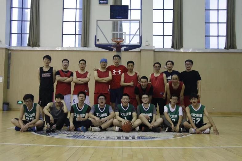 95后男子辞职创业轻松月入2万,90后边上班边创业月入5万