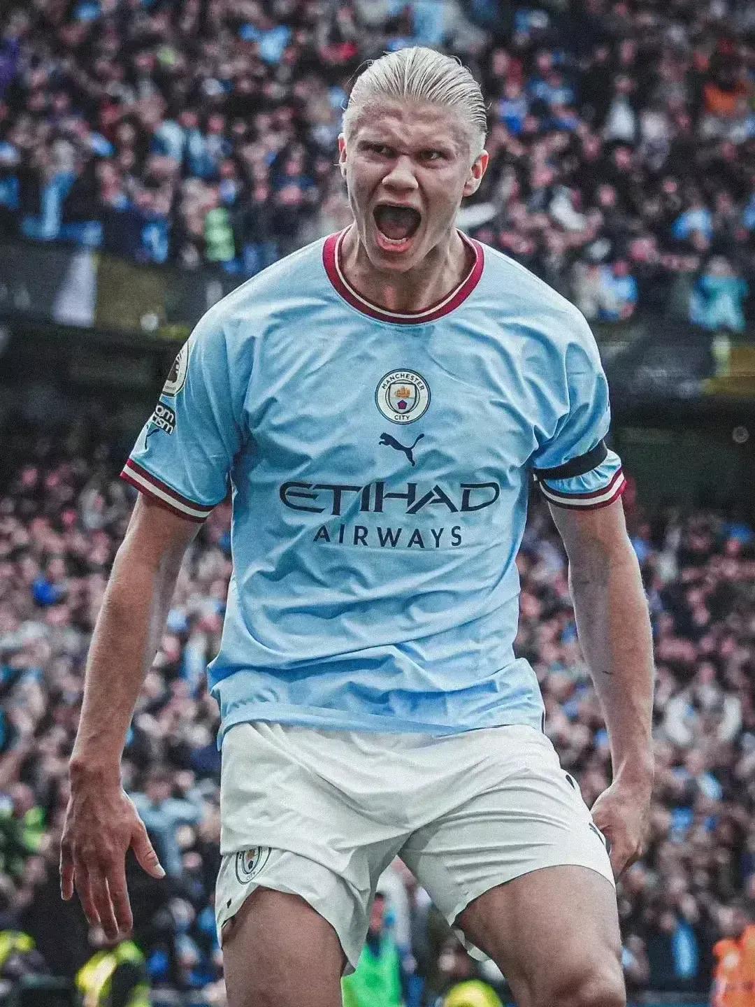 残暴,足球史上第一进球狂魔,哈兰德仅用8场超C罗并呈现碾压之势