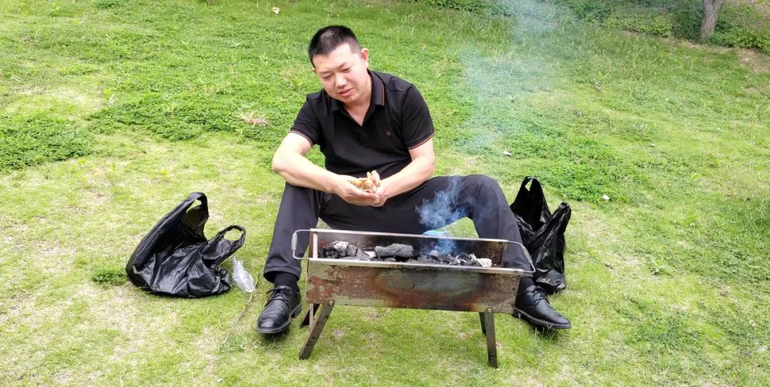 “走进自然，拥抱最美的夏天”沙澧服务中心志愿者、户外烧烤活动