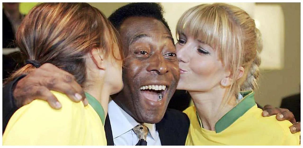 球王贝利妻子和日裔女友,球王贝利最新