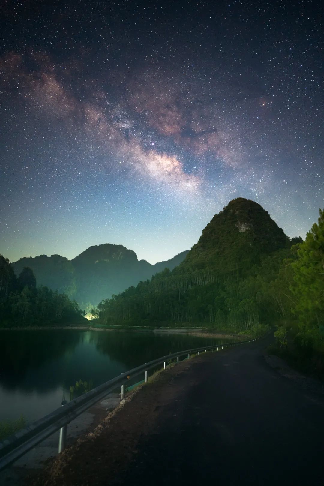 閫傞┈20mmf1.4dgdnart浠锋牸,閫傞┈20mmf1.4dgdnart璇勬祴