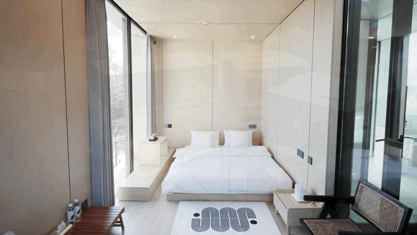 他只用了一星期，建成一座「可移动的房子」，上山下海睡遍世界