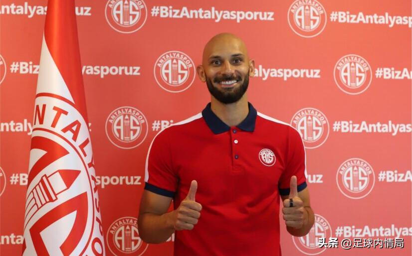 皮尔洛离任,皮尔洛官宣退役