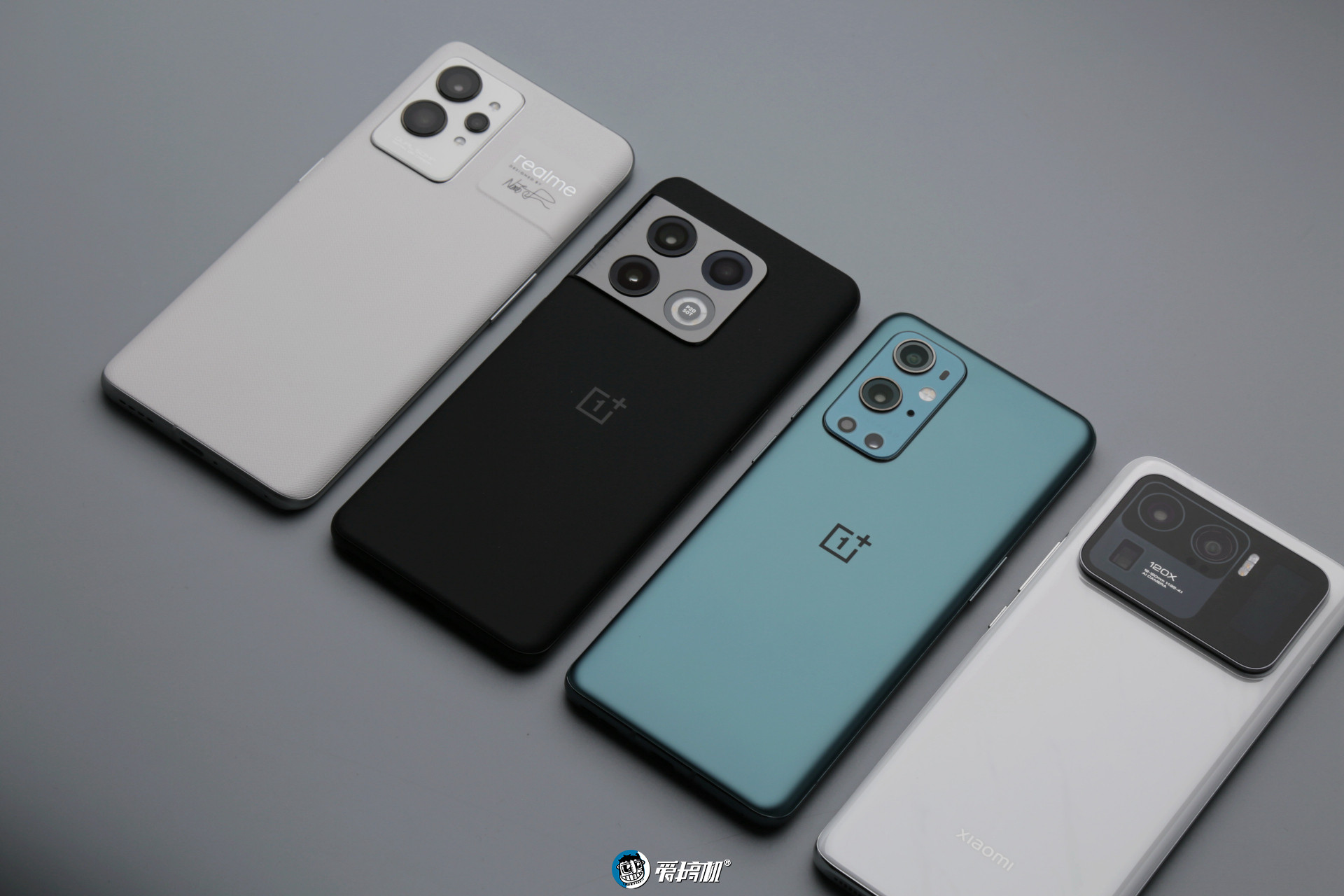 一加10pro对比苹果13,一加10pro和小米mix4