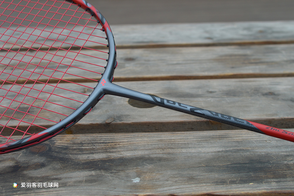 尤尼克斯羽毛球球拍弓箭11测评,尤尼克斯弓箭11球拍测评