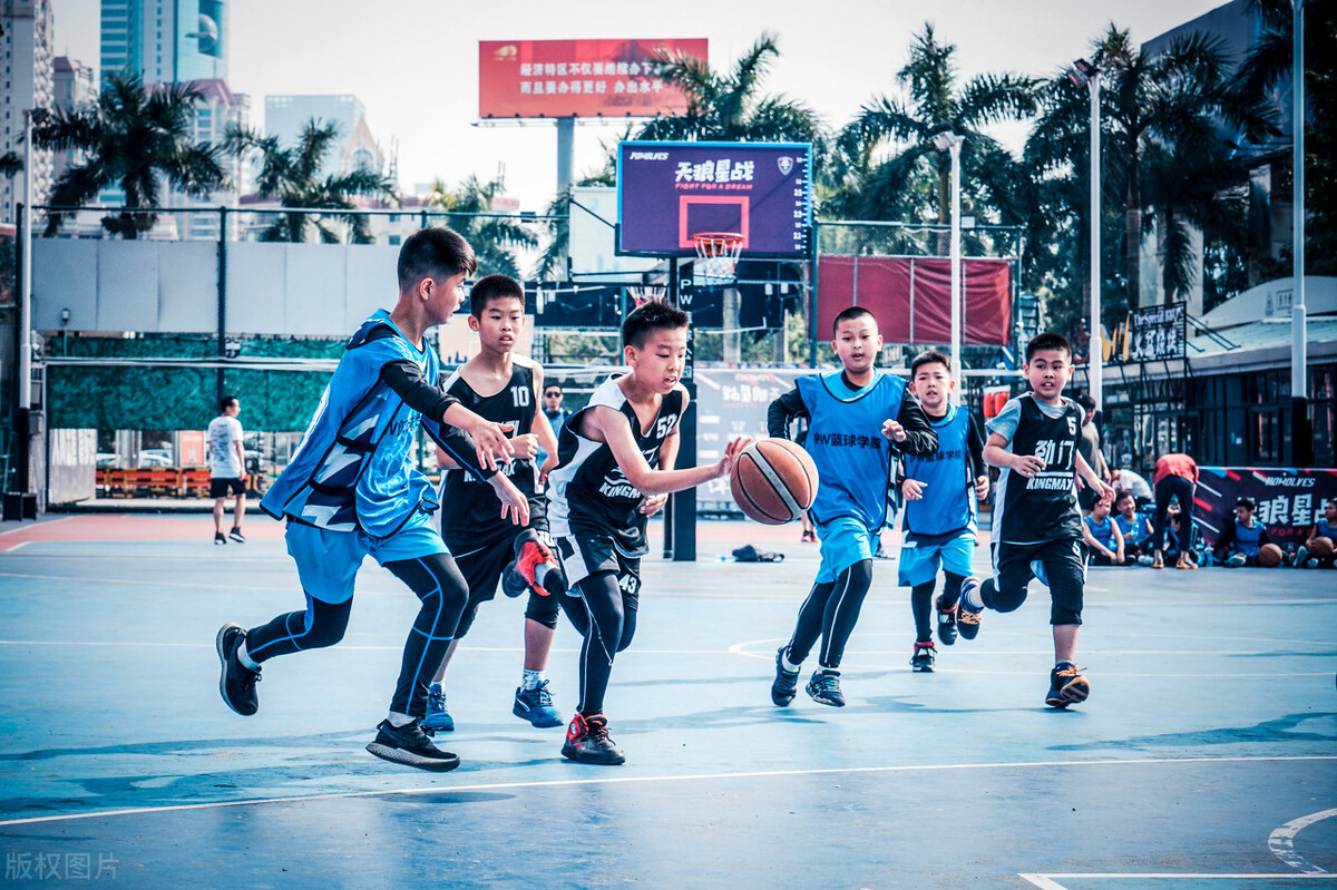 篮球从草根到逆袭的人,篮球vs足球谁才是第一运动