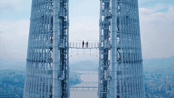 世界排名前十的摩天大楼，中国占了一半，北上广深津各有一座