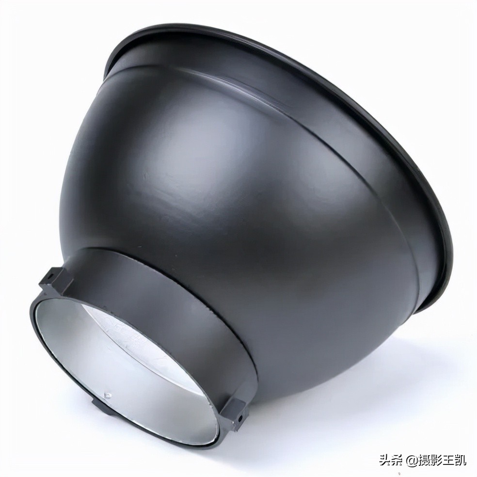 时装大片怎么拍视频教程,衣服拍摄技巧速成